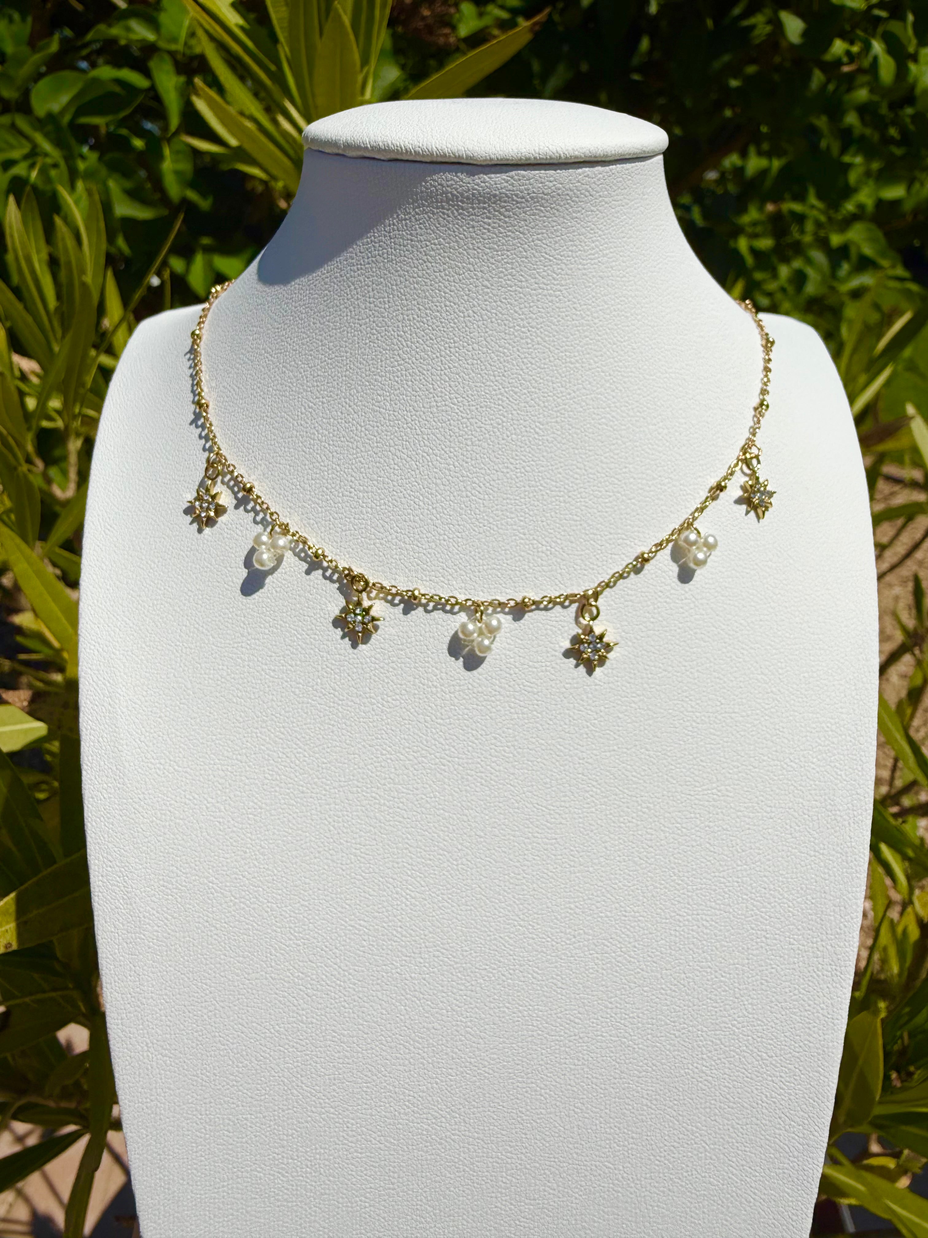 Collier Peony
