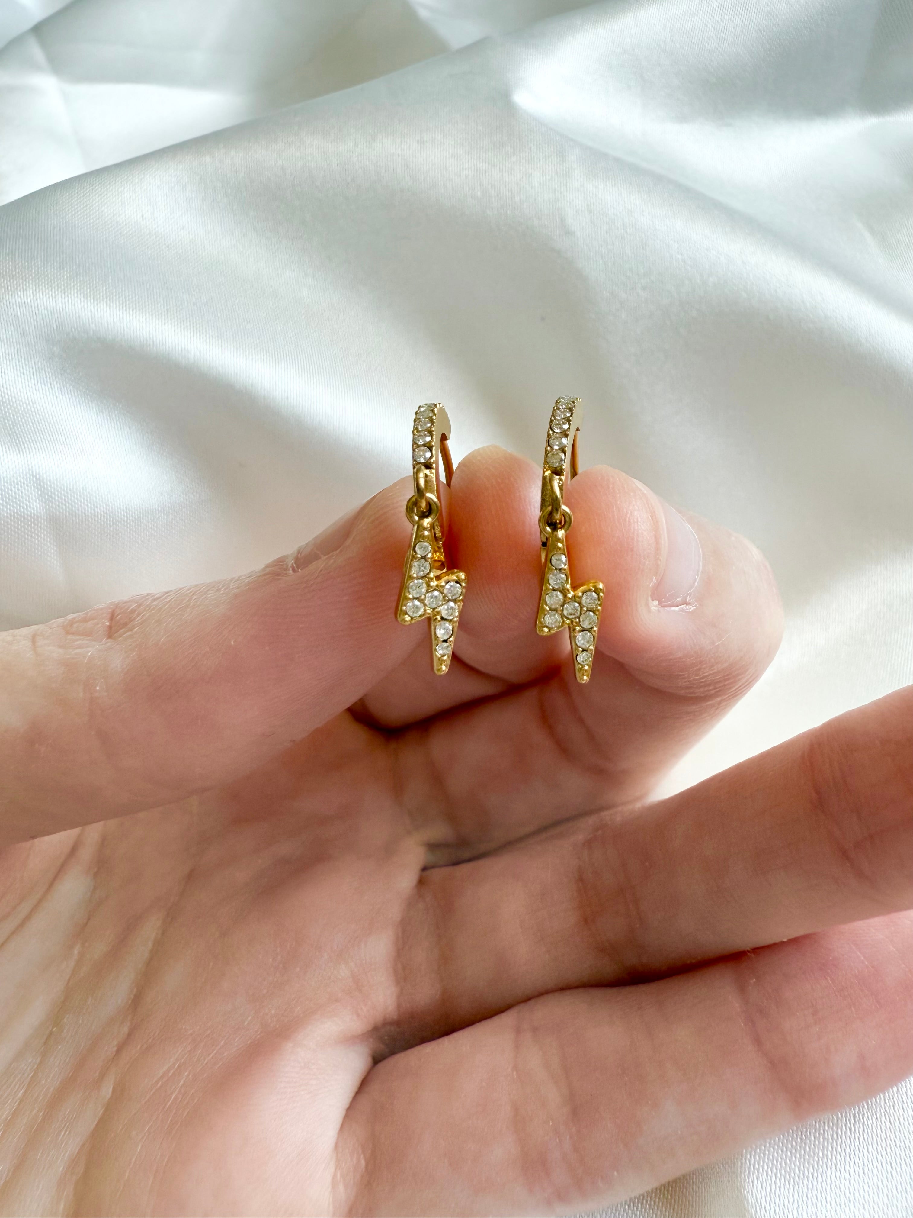 Boucles d’oreilles flash