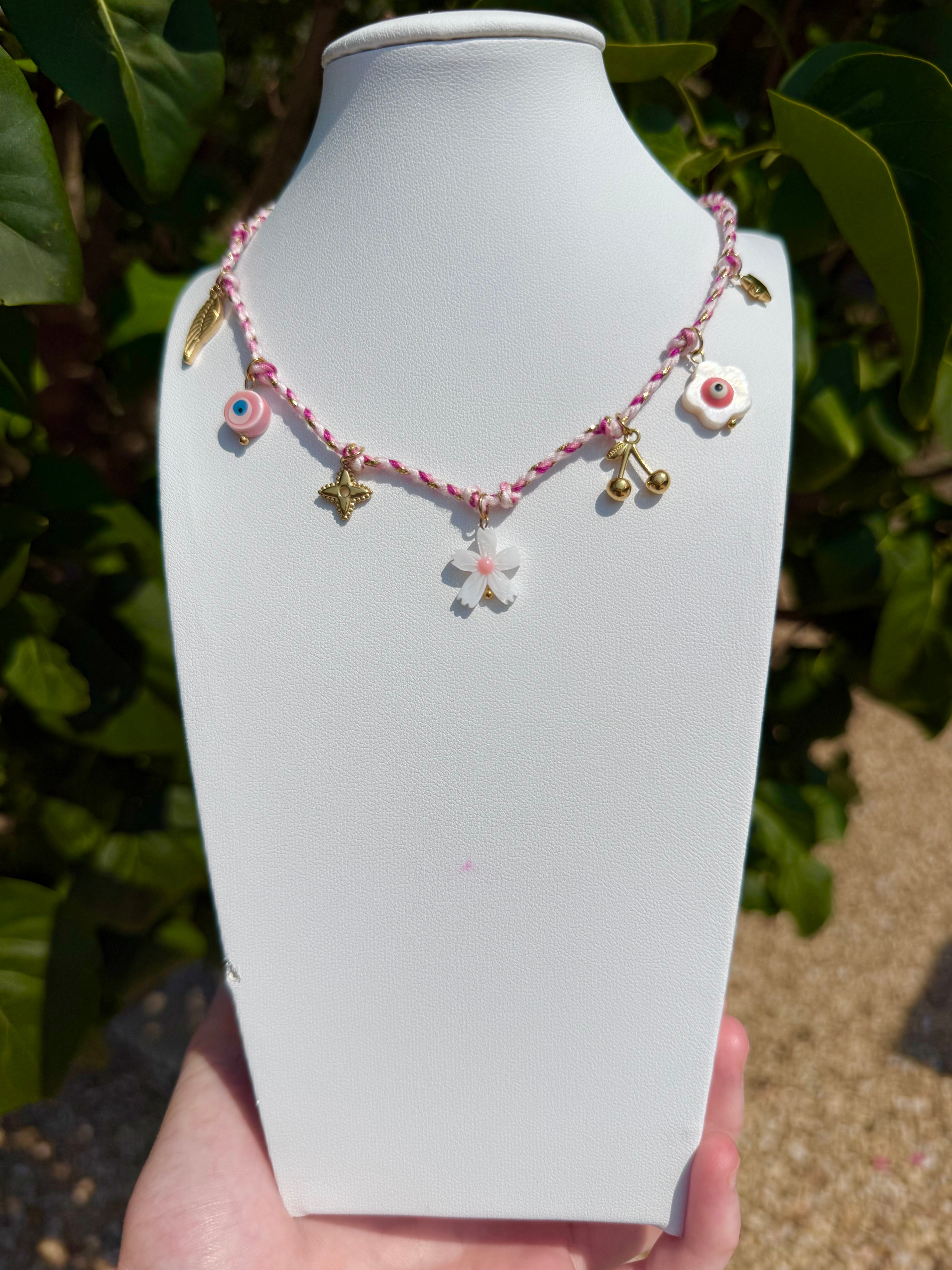 Collier Milla